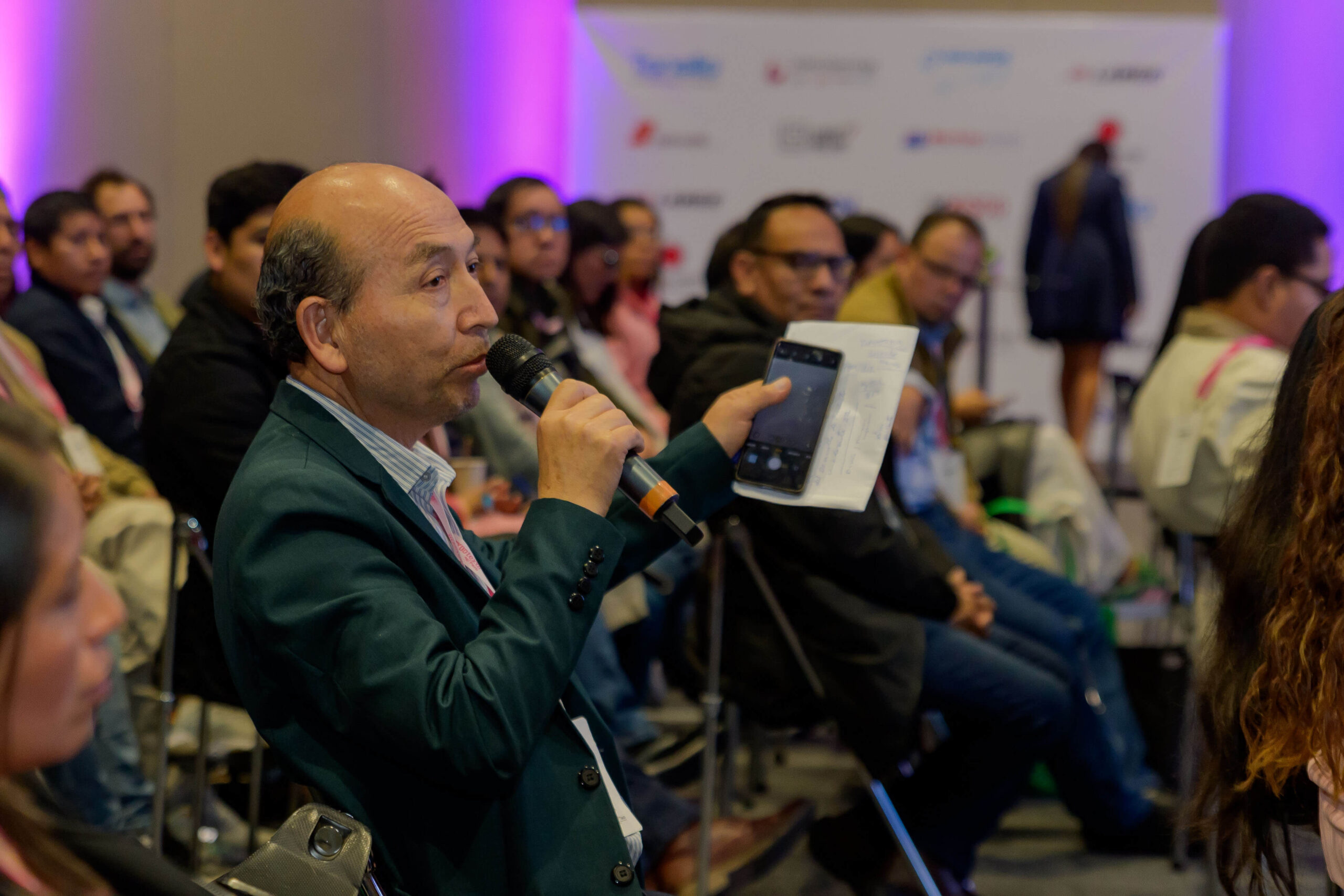 Conferencias (301)