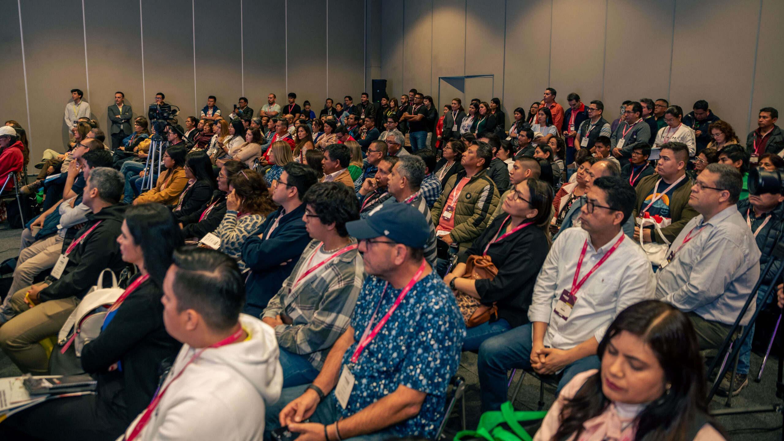 Conferencias (258)
