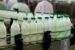 INDUSTRIA PERUANA CAE 6,1% EN EL PRIMER SEMESTRE DEL 2023, MIENTRAS MANUFACTURA NO PRIMARIA CAE 9 MESES SEGUIDOS