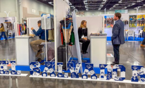 Textiles Salvadoreños ganan visibilidad global en feria clave de Innovación y Sostenibilidad